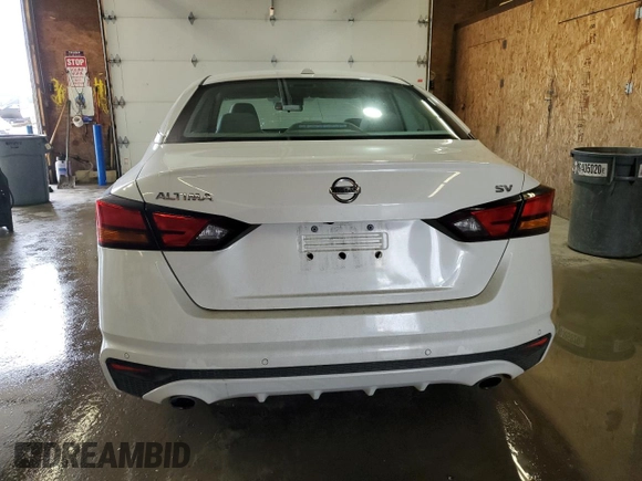 2022 Nissan Altima SV z VIN 1N4BL4DV4NN335565, wystawiony jako Copart lot #56685655 z przebiegiem 34 693 mil mil oraz Szkoda całkowita • Salvage title. Historia ofert i sprzedaży dostępna na DreamBid. Obrazek 6.