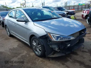 2020 Hyundai Elantra SEL z VIN 5NPD84LFXLH568720, wystawiony jako IAAI lot #42200676 z przebiegiem 80 833 mil mil oraz . Historia ofert i sprzedaży dostępna na DreamBid. Obrazek 1.