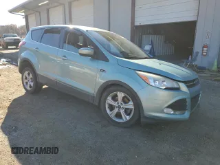 2013 Ford Escape SE with VIN 1FMCU0GXXDUB36747, listed as a Copart auction lot 84262084 with 105,246 mi miles and Salvage Title. Bid and sale history available at carsss.com. Image 4.