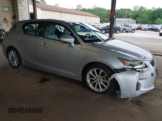 2011 Lexus CT 200h z VIN JTHKD5BH0B2020249, wystawiony jako IAAI lot #42513148 z przebiegiem 107 230 mil mil oraz . Historia ofert i sprzedaży dostępna na DreamBid. Obrazek 1.