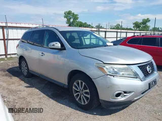 2013 Nissan Pathfinder SL z VIN 5N1AR2MM9DC607050, wystawiony jako IAAI lot #42382854 z przebiegiem 127 247 mil mil oraz . Historia ofert i sprzedaży dostępna na DreamBid. Obrazek 1.
