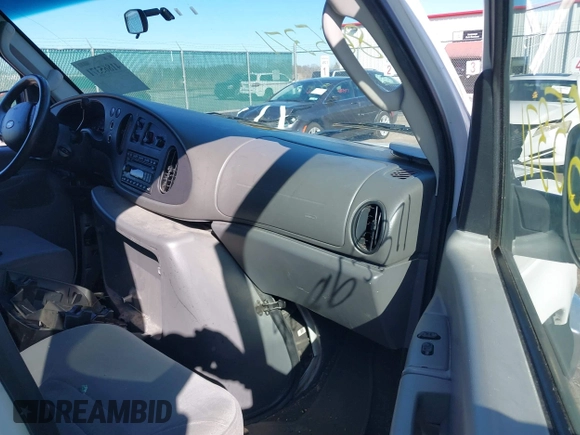 2008 Ford Econoline Passenger XL с VIN 1FDSS31L08DB33919, выставлен на аукционе IAAI как лот 41865371 с пробегом 264 755 миль миль и . История ставок и продаж доступна на DreamBid. Изображение 5.