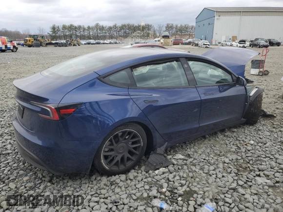 2024 Tesla Model 3 with VIN 5YJ3E1EAXRF829940, listed as a Copart auction lot 47689675 with 7,992 mi miles and Salvage Title. Bid and sale history available at carsss.com. Image 3.