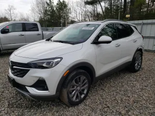 2020 Buick Encore GX Essence с VIN KL4MMGSL9LB077961, выставлен на аукционе Copart как лот 54544045 с пробегом 17 256 миль миль и Списание • Salvage title. История ставок и продаж доступна на DreamBid. Изображение 1.