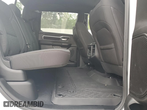 2025 Ram 1500 Big Horn с VIN 1C6RREFP6SN612912, выставлен на аукционе Copart как лот 51626725 с пробегом 3 886 миль миль и Списание • Salvage title. История ставок и продаж доступна на DreamBid. Изображение 10.