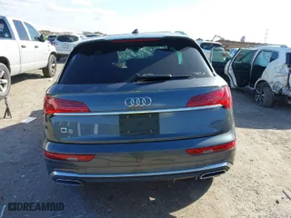 2022 Audi Q5 S line Premium Plus with VIN WA1EAAFY9N2102781, listed as a IAAI auction lot 41724284 with 1 mi miles. Bid and sale history available at carsss.com. Image 15.