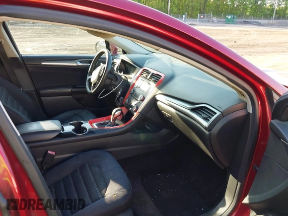 2014 Ford Fusion SE with VIN 1FA6P0HD0E5406115, listed as a IAAI auction lot 42137818 with 152,540 mi miles. Bid and sale history available at carsss.com. Image 5.