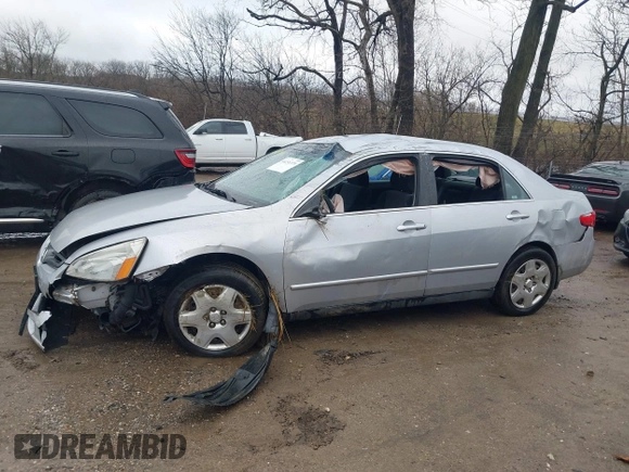 2005 Honda Accord LX with VIN 1HGCM663X5A069934, listed as a IAAI auction lot 41231379 with 191,556 mi miles and . Bid and sale history available at DreamBid. Image 15.