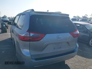 2020 Toyota Sienna XLE Auto Access Seat with VIN 5TDYZ3DC6LS058114, listed as a IAAI auction lot 41487213 with 67,466 mi miles and . Bid and sale history available at DreamBid. Image 3.