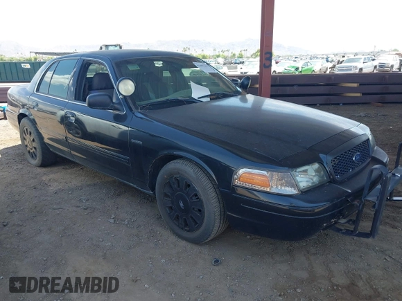 2010 Ford Police Interceptor z VIN 2FABP7BVXAX132102, wystawiony jako IAAI lot #42655141 z przebiegiem 117 021 mil mil oraz . Historia ofert i sprzedaży dostępna na DreamBid. Obrazek 1.