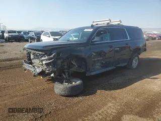 2017 Chevrolet Suburban LT with VIN 1GNSKHKC5HR163282, listed as a Copart auction lot 81924784 with 58,083 mi miles and Salvage Title. Bid and sale history available at carsss.com. Image 1.