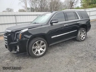 2018 Cadillac Escalade Premium Luxury with VIN 1GYS3CKJ3JR139747, listed as a Copart auction lot 50203215 with 190,728 mi miles and Clean Title. Bid and sale history available at carsss.com. Image 1.