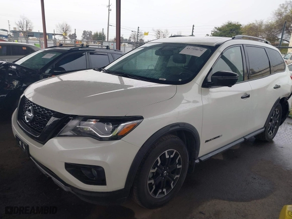 2020 Nissan Pathfinder SL with VIN 5N1DR2CN6LC634180, listed as a IAAI auction lot 41799070 with 31,682 mi miles. Bid and sale history available at carsss.com. Image 17.