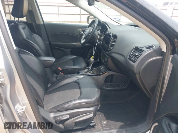 2018 Jeep Compass Latitude with VIN 3C4NJCBBXJT494116, listed as a IAAI auction lot 42150992 with 96,125 mi miles and . Bid and sale history available at DreamBid. Image 5.