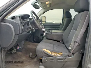 2011 Chevrolet Silverado 1500 LT with VIN 3GCPCSE0XBG266523, listed as a Copart auction lot 50088555 with 224,874 mi miles and Salvage Title. Bid and sale history available at DreamBid. Image 7.