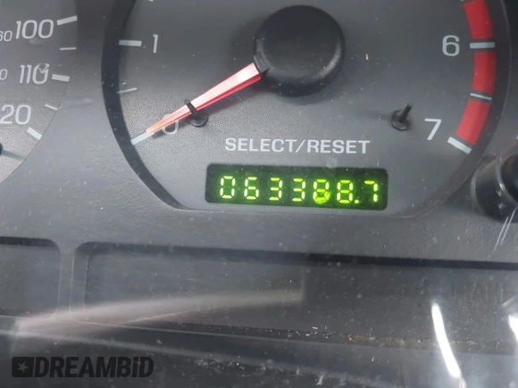 2001 Ford Mustang Deluxe с VIN 1FAFP44451F131472, выставлен на аукционе IAAI как лот 42119006 с пробегом 63 388 миль миль и . История ставок и продаж доступна на DreamBid. Изображение 16.