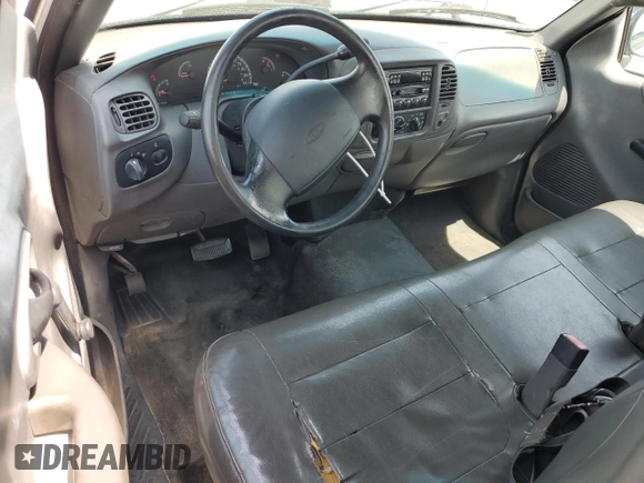 2001 Ford F-150 XL with VIN 1FTZX17231NB29449, listed as a Copart auction lot 55752175 with 188,419 mi miles and Clean title. Bid and sale history available at DreamBid. Image 8.
