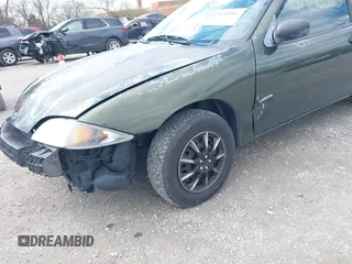 2001 Chevrolet Cavalier z VIN 1G1JC124817186647, wystawiony jako IAAI lot #41926085 z przebiegiem 170 885 mil mil oraz . Historia ofert i sprzedaży dostępna na DreamBid. Obrazek 13.