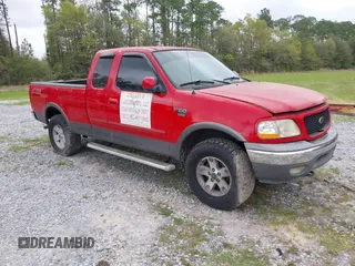 2003 Ford F-150 XL z VIN 1FTRX18W93NB89465, wystawiony jako IAAI lot #41952587 z przebiegiem Nie podano mil oraz . Historia ofert i sprzedaży dostępna na DreamBid. Obrazek 1.