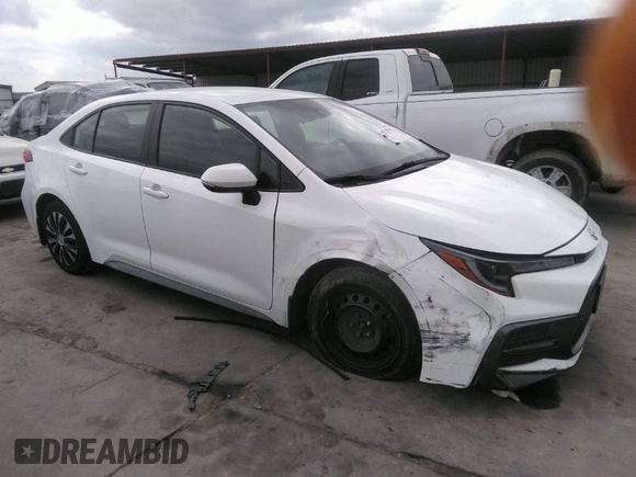 2022 Toyota Corolla SE with VIN JTDS4MCE9N3501583, listed as a IAAI auction lot 41525742 with 172,601 mi miles. Bid and sale history available at carsss.com. Image 1.