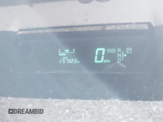 2004 Toyota Prius with VIN JTDKB20U240058943, listed as a IAAI auction lot 42103528 with 257,923 mi miles. Bid and sale history available at carsss.com. Image 7.