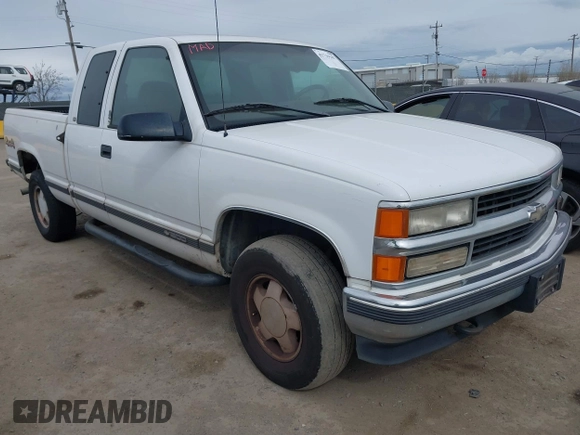 1997 Chevrolet Silverado 1500 with VIN 2GCEK19R7V1238673, listed as a IAAI auction lot 41719187 with 262,800 mi miles and . Bid and sale history available at DreamBid. Image 1.