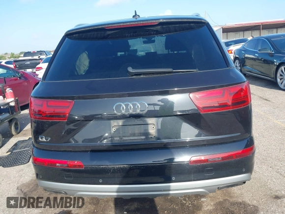 2019 Audi Q7 Premium Plus with VIN WA1LAAF73KD005199, listed as a IAAI auction lot 42525298 with 70,391 mi miles and . Bid and sale history available at DreamBid. Image 17.