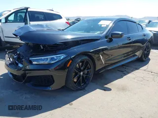 2022 BMW 8 Series 840i with VIN WBAGV2C06NCH71589, listed as a IAAI auction lot 41852263 with Not Provided miles and . Bid and sale history available at carsss.com. Image 17.