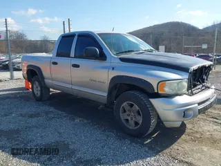 2005 Dodge 1500 SLT with VIN 1D7HU18D75S121968, listed as a IAAI auction lot 41431253 with 188,974 mi miles. Bid and sale history available at carsss.com. Image 1.