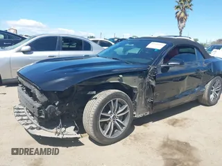 2015 Ford Mustang GT Premium z VIN 1FATP8FFXF5413662, wystawiony jako IAAI lot #41921692 z przebiegiem 62 667 mil mil oraz . Historia ofert i sprzedaży dostępna na DreamBid. Obrazek 6.
