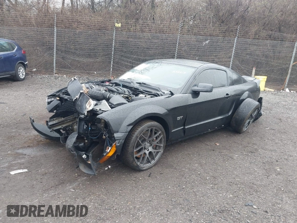 2007 Ford Mustang GT Deluxe with VIN 1ZVFT82H275292215, listed as a IAAI auction lot 41866312 with 114,500 mi miles. Bid and sale history available at carsss.com. Image 21.