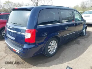 2012 Chrysler Town & Country Touring with VIN 2C4RC1BG9CR245887, listed as a IAAI auction lot 41912412 with 175,943 mi miles. Bid and sale history available at carsss.com. Image 4.