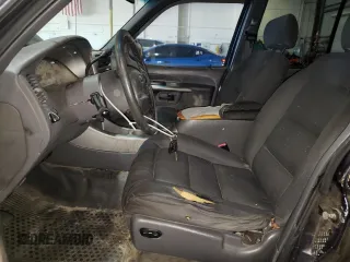 2001 Ford Explorer Sport Trac z VIN 1FMZU67E11UC81408, wystawiony jako Copart lot #64420975 z przebiegiem 185 127 mil mil oraz Szkoda całkowita • Salvage title. Historia ofert i sprzedaży dostępna na DreamBid. Obrazek 7.