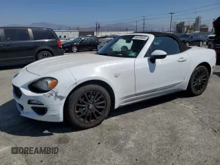 2018 FIAT 124 Spider Abarth z VIN JC1NFAEK2J0136147, wystawiony jako Copart lot #68220444 z przebiegiem 38 693 mil mil oraz Szkoda całkowita • Salvage title. Historia ofert i sprzedaży dostępna na DreamBid. Obrazek 1.