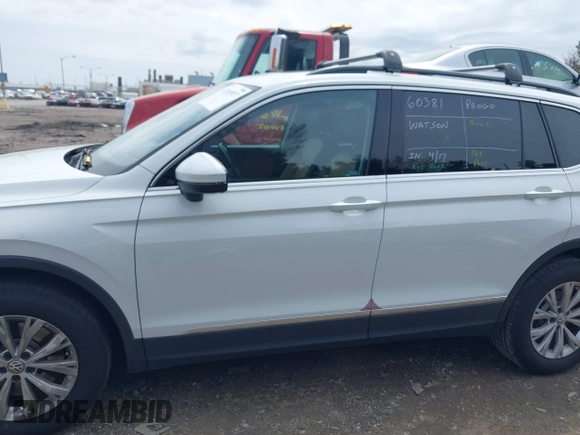 2018 Volkswagen Tiguan SEL с VIN 3VV3B7AX8JM044789, выставлен на аукционе IAAI как лот 42165937 с пробегом 98 463 миль миль и . История ставок и продаж доступна на DreamBid. Изображение 15.