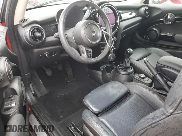 2022 MINI Hardtop Cooper S z VIN WMW53DH03N2S36563, wystawiony jako Copart lot #74345444 z przebiegiem Nie podano mil oraz Nie do naprawy • Non repairable. Historia ofert i sprzedaży dostępna na DreamBid. Obrazek 8.