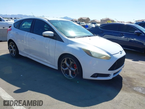 2014 Ford Focus ST with VIN 1FADP3L92EL341579, listed as a IAAI auction lot 42106528 with 104,150 mi miles and . Bid and sale history available at carsss.com. Image 1.