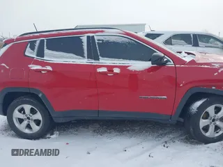 2019 Jeep Compass Altitude с VIN 3C4NJDBB7KT641452, выставлен на аукционе IAAI как лот 41327000 с пробегом 81 487 миль миль и . История ставок и продаж доступна на DreamBid. Изображение 13.