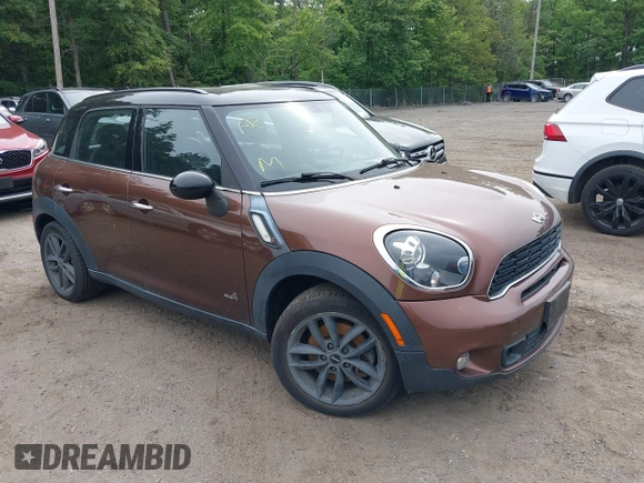 2014 MINI Countryman S with VIN WMWZC5C5XEWP38408, listed as a IAAI auction lot 42360746 with 136,266 mi miles and . Bid and sale history available at DreamBid. Image 1.