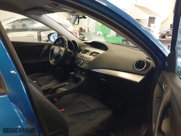 2012 Mazda Mazda3 i Touring with VIN JM1BL1L83C1587400, listed as a IAAI auction lot 41616191 with 138,815 mi miles. Bid and sale history available at carsss.com. Image 5.