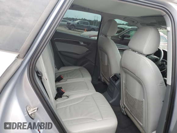 2016 Audi Q5 Premium z VIN WA1C2AFP6GA021001, wystawiony jako Copart lot #61641835 z przebiegiem 112 821 mil mil oraz Czysty tytuł • Clean title. Historia ofert i sprzedaży dostępna na DreamBid. Obrazek 11.