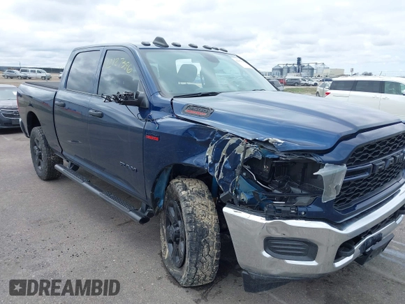 2022 Ram 2500 Tradesman with VIN 3C6UR5CJ5NG131668, listed as a IAAI auction lot 42127596 with 44,015 mi miles and . Bid and sale history available at DreamBid. Image 1.