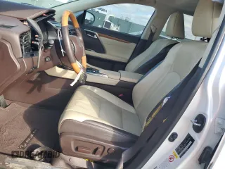 2019 Lexus RX 350 z VIN 2T2ZZMCA5KC133379, wystawiony jako Copart lot #88062035 z przebiegiem 128 962 mil mil oraz Szkoda całkowita • Salvage title. Historia ofert i sprzedaży dostępna na DreamBid. Obrazek 7.