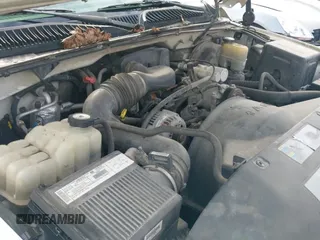 2002 Chevrolet Silverado 1500 with VIN 1GCEC14WX2Z146163, listed as a IAAI auction lot 41520765 with 195,742 mi miles and . Bid and sale history available at DreamBid. Image 20.