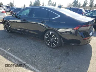 2024 Honda Accord Touring z VIN 1HGCY2F86RA010166, wystawiony jako Copart lot #54626525 z przebiegiem 43 472 mil mil oraz Szkoda całkowita • Salvage title. Historia ofert i sprzedaży dostępna na DreamBid. Obrazek 2.