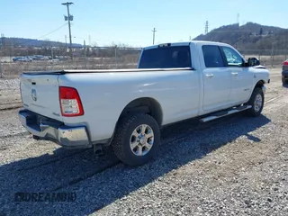 2019 Ram 2500 Big Horn with VIN 3C6UR5JL1KG601176, listed as a IAAI auction lot 41857730 with 88,123 mi miles. Bid and sale history available at carsss.com. Image 4.