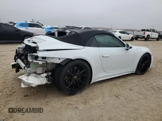 2020 Porsche 911 Carrera S with VIN WP0CB2A99LS263435, listed as a Copart auction lot 44380665 with 10,423 mi miles and Salvage Title. Bid and sale history available at DreamBid. Image 3.