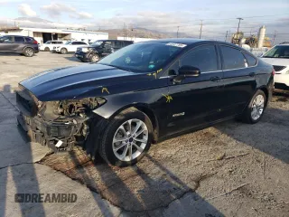 2019 Ford Fusion Hybrid SE with VIN 3FA6P0LU2KR236825, listed as a Copart auction lot 44647785 with 185,406 mi miles and Salvage Title. Bid and sale history available at carsss.com. Image 1.