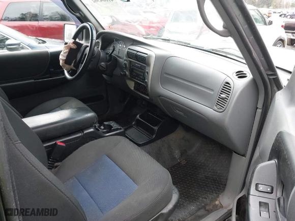 2008 Ford Ranger XLT with VIN 1FTZR45E88PA35073, listed as a IAAI auction lot 41664362 with 155025 miles. Bid and sale history available at carsss.com. Image 5.
