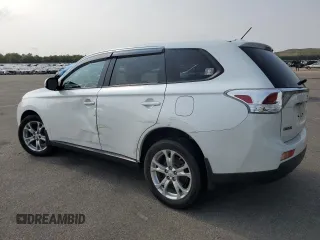 2014 Mitsubishi Outlander SE z VIN JA4AZ3A39EZ016327, wystawiony jako Copart lot #59977075 z przebiegiem 77 214 mil mil oraz Szkoda całkowita • Salvage title. Historia ofert i sprzedaży dostępna na DreamBid. Obrazek 2.